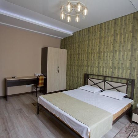 Center Hotel Bișkek Exterior foto