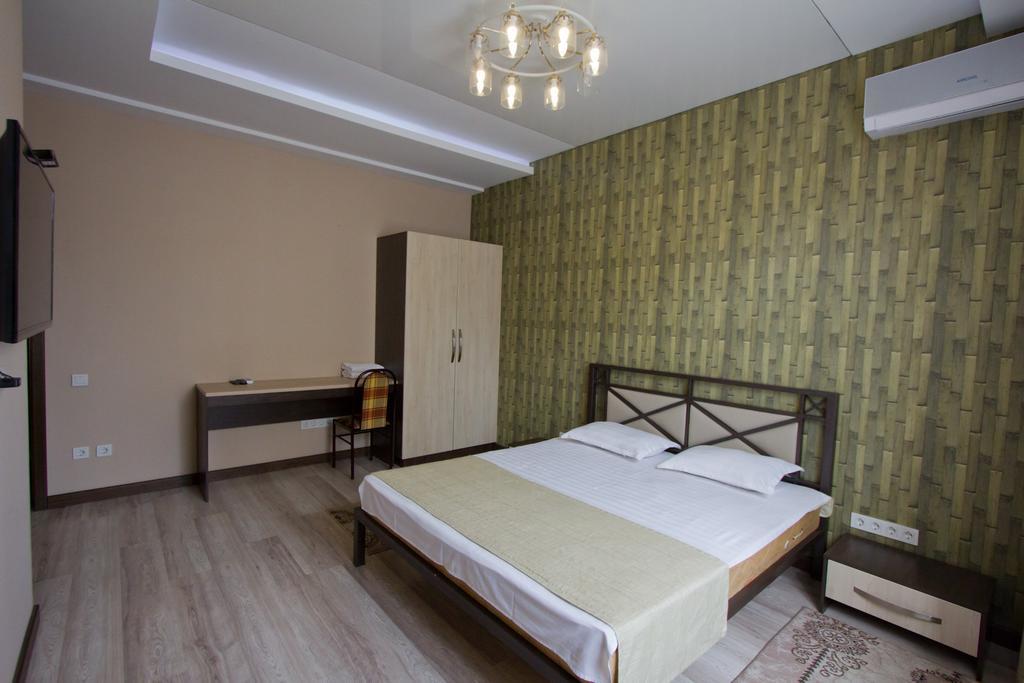 Center Hotel Bișkek Exterior foto